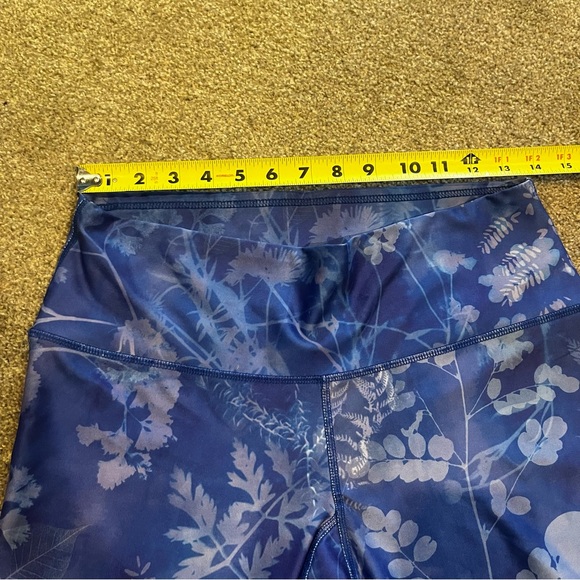 My Inner Fire - Yoga Crop Legging - Size 10 - Picture 8 of 10